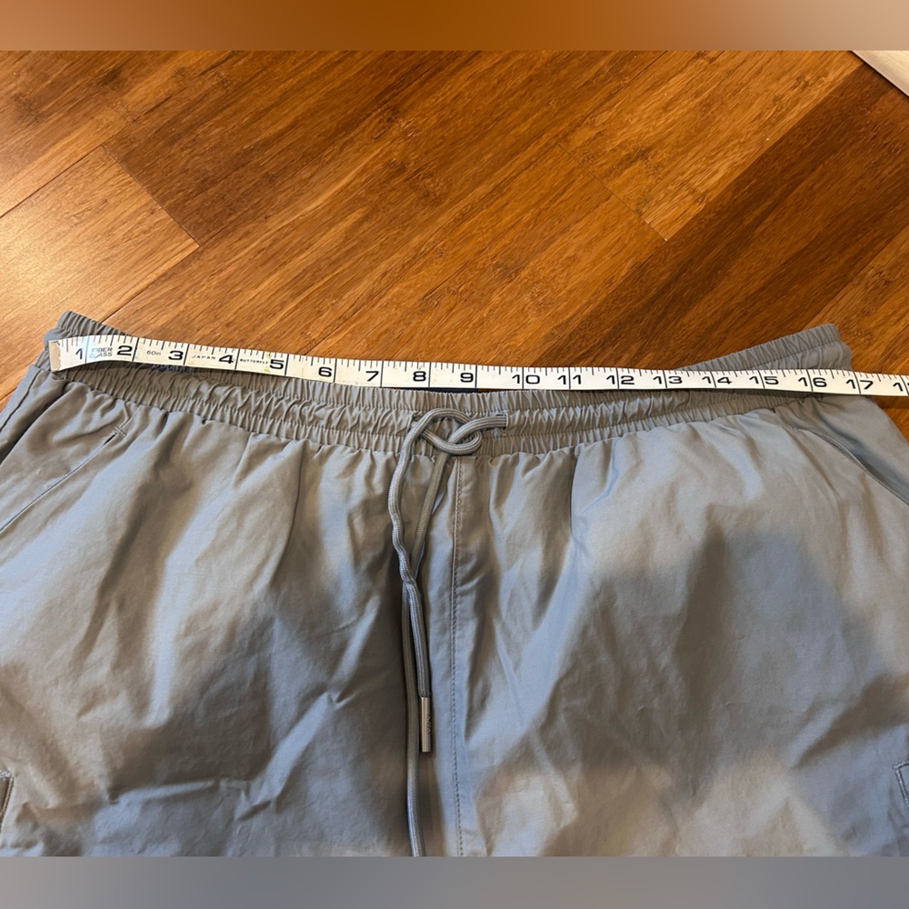 KITH Men’s Nylon Cargo Shorts Gray XL NWOT - Picture 8 of 9
